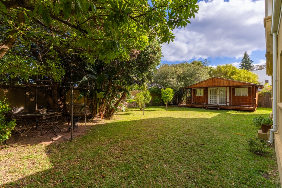 5 Bedroom Property for Sale in Northcliff Western Cape